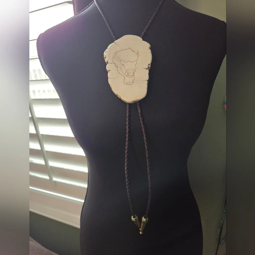 Southwestern Large Buffalo Lazer Cut Howlite Slab Bolo Tie Necklace Western